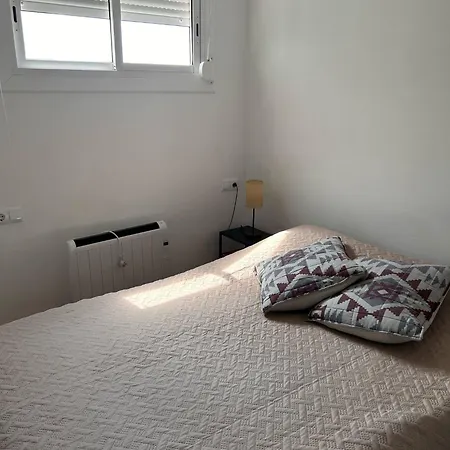 Apartment By The Sea In